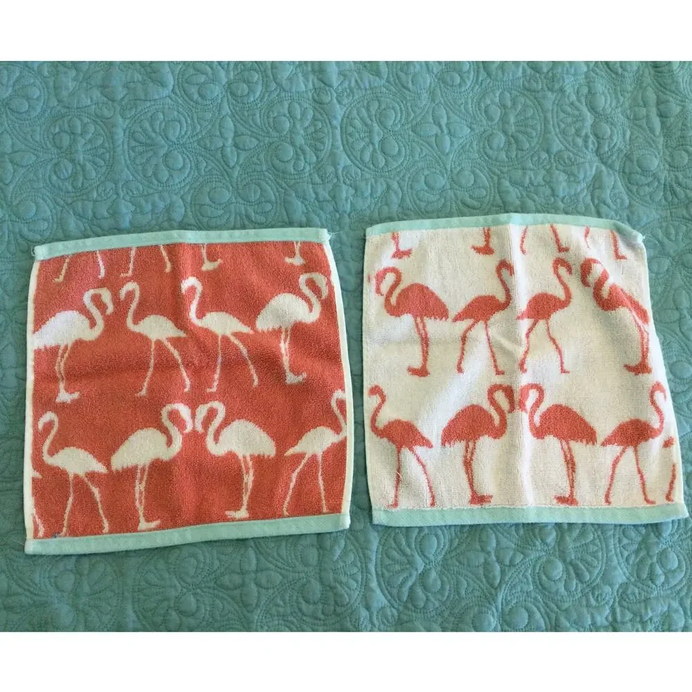 Flamingo Print Reversible Bathroom Towel Set